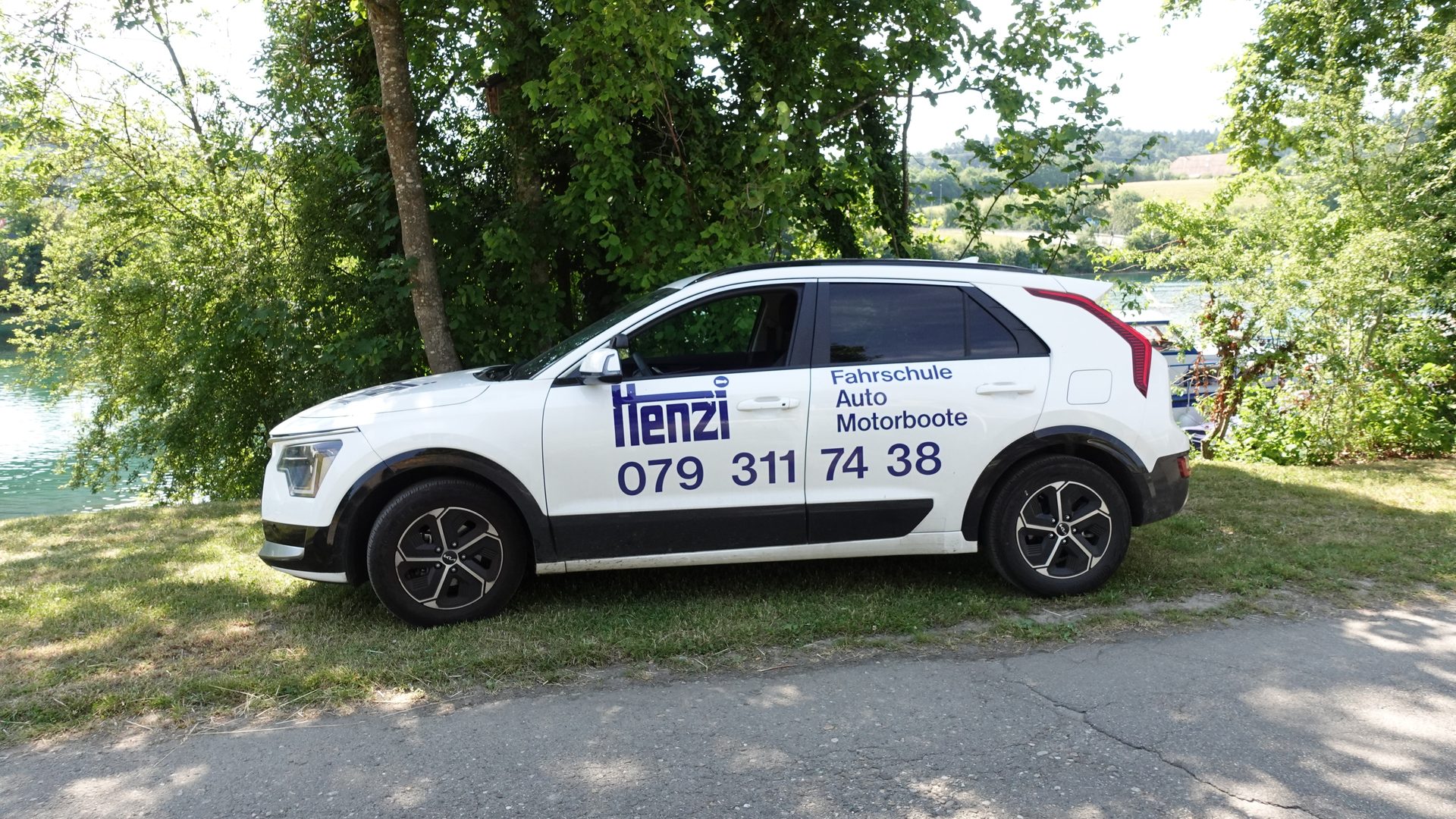 Auto Fahrschule Henzi